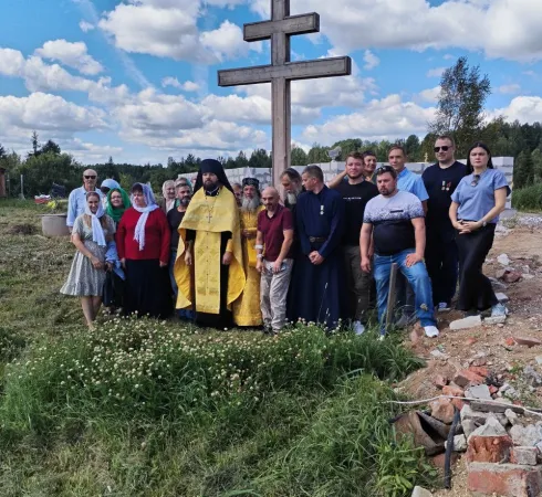 Вид на деревню Верхнее Заозерье